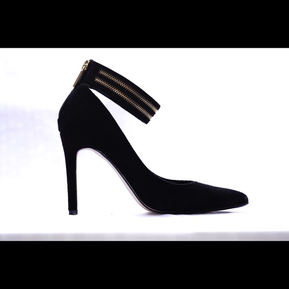 Banana Republic suede heels - Picture 3 of 7